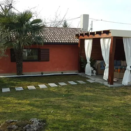 Studio Apartment Cami - Cottage With A Soul Gracisce Room photo